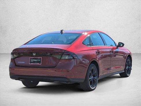 New 2025 Honda Accord SE image 2