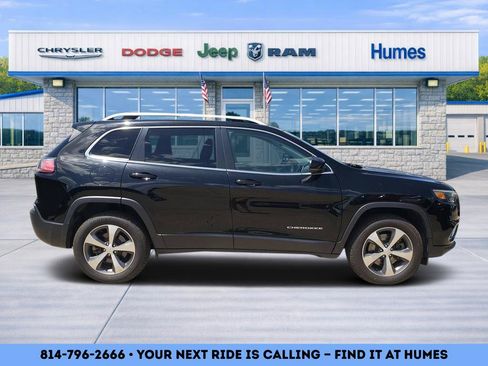 Used 2020 Jeep Cherokee Limited w/ Advanced Safety Group AWD/4WD image 2