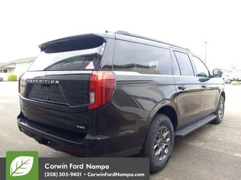New 2026 Ford Expedition Max Active AWD/4WD image 3