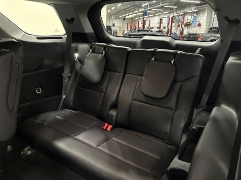 Certified 2023 Ford Explorer XLT w/ Equipment Group 202A AWD/4WD image 26