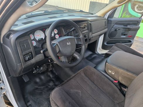Used 2005 Dodge Ram 3500 Truck ST RWD image 16