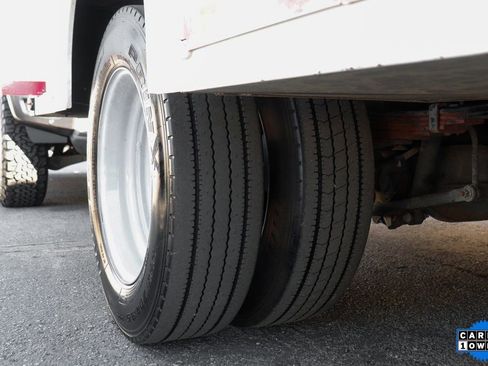 Used 2019 Ford F550 2WD Regular Cab Super Duty image 33