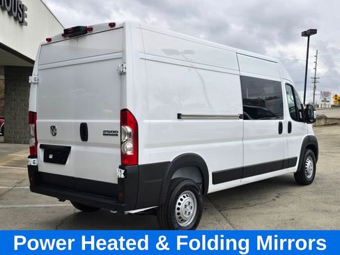 Used 2025 RAM ProMaster 2500 w/ Convenience Group image 4