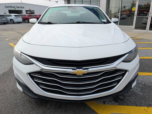 Used 2024 Chevrolet Malibu LT FWD image 2