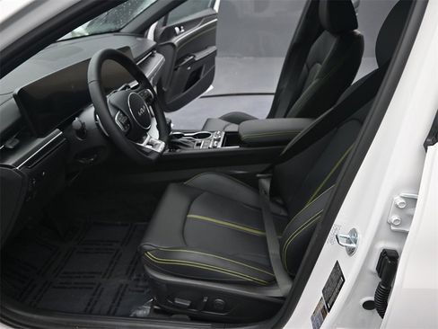 New 2026 Kia K5 GT image 17