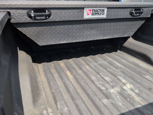 Used 2024 Chevrolet Colorado Trail Boss w/ Advanced Trailering Package AWD/4WD image 35