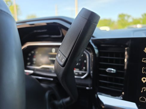 Used 2023 GMC Sierra 1500 Elevation w/ X31 Off-Road Package AWD/4WD image 34