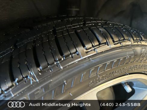 Used 2018 Audi A4 2.0T Premium Plus w/ Premium Plus Package image 32