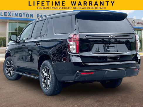 Used 2023 Chevrolet Tahoe Z71 w/ Luxury Package AWD/4WD image 2