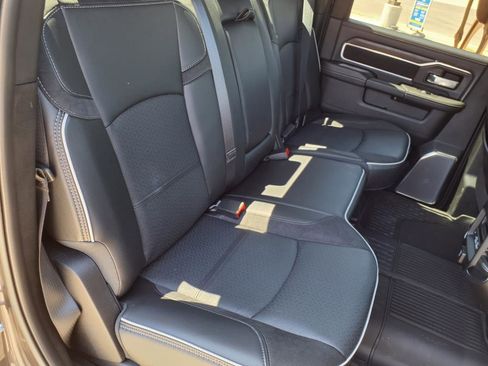 New 2025 RAM 3500 Laramie AWD/4WD image 9