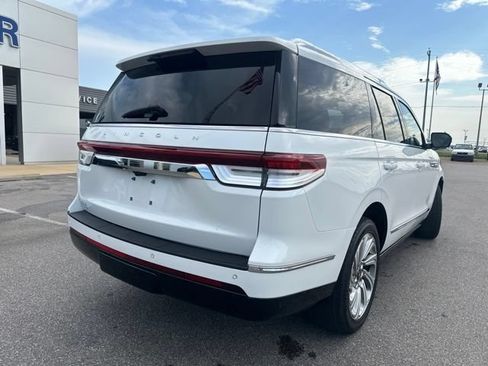 Used 2024 Lincoln Navigator Reserve AWD/4WD image 20