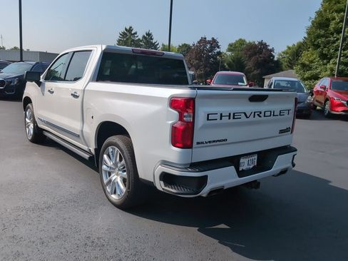 Used 2023 Chevrolet Silverado 1500 High Country w/ High Country Premium Package AWD/4WD image 16