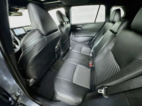 Used 2023 Toyota Corolla Cross AWD Hybrid w/ Convenience Package image 22