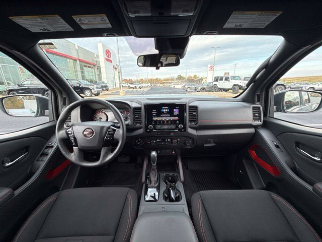 Used 2023 Nissan Frontier PRO-4X w/ Pro Convenience Package AWD/4WD image 18