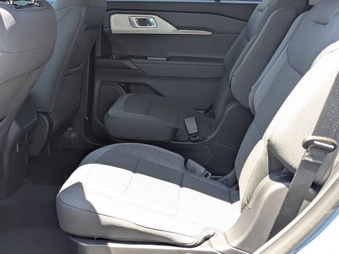 New 2026 Ford Explorer Active AWD/4WD image 12