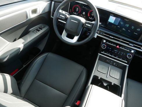 Certified 2026 Hyundai Santa Fe SEL image 9