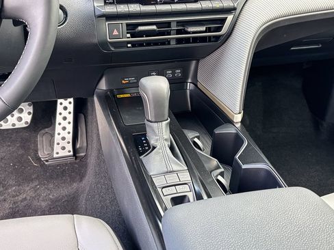 New 2026 Toyota Camry SE image 16