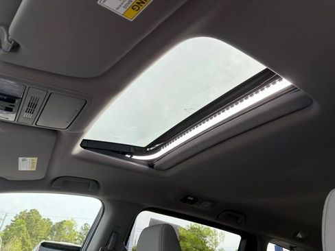 Used 2024 Honda Odyssey EX-L image 20