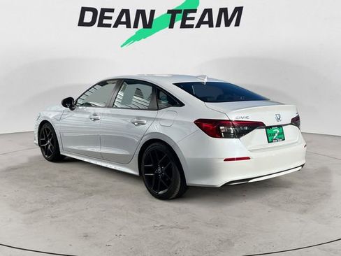 Used 2022 Honda Civic Sport image 6