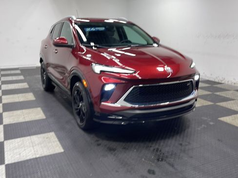 Used 2024 Buick Encore GX Sport Touring AWD/4WD image 23