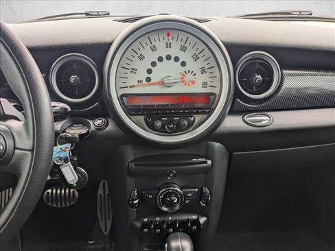Used 2013 MINI Cooper S image 13