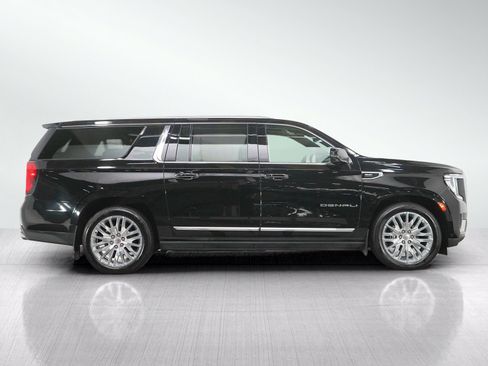 Used 2023 GMC Yukon XL Denali w/ Denali Reserve Package AWD/4WD image 6