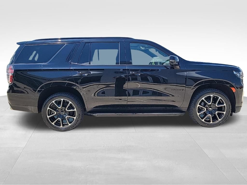 Used 2022 Chevrolet Tahoe RST w/ Sport Performance Package AWD/4WD image 8