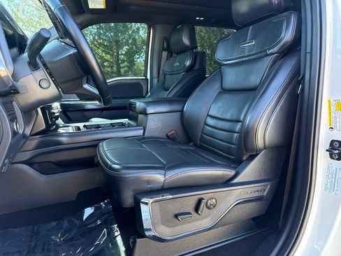 Used 2025 Ford F350 Platinum w/ FX4 Off-Road Package AWD/4WD image 13