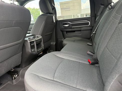 New 2026 RAM 3500 Big Horn AWD/4WD image 25