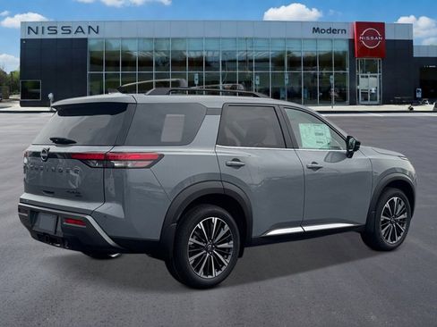 New 2026 Nissan Pathfinder Platinum AWD/4WD image 5