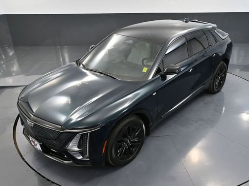 Used 2024 Cadillac Lyriq Luxury image 61