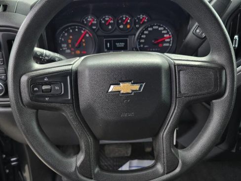 Used 2020 Chevrolet Silverado 1500 Custom w/ Custom 2.7L Value Package AWD/4WD image 14