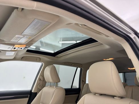 Certified 2022 Lexus GX 460 Premium w/ Premium Package AWD/4WD image 16