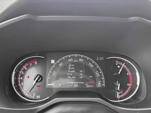 Used 2025 Toyota RAV4 XLE image 12