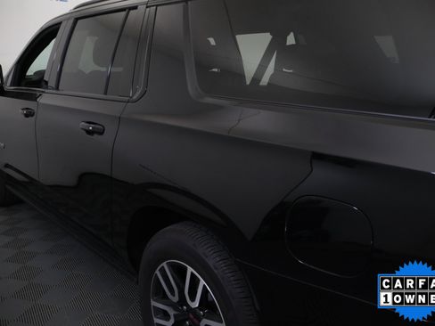 Used 2023 GMC Yukon XL AT4 w/ AT4 Premium Plus Package image 10