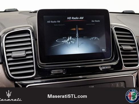 Used 2017 Mercedes-Benz GLE 400 4MATIC image 17