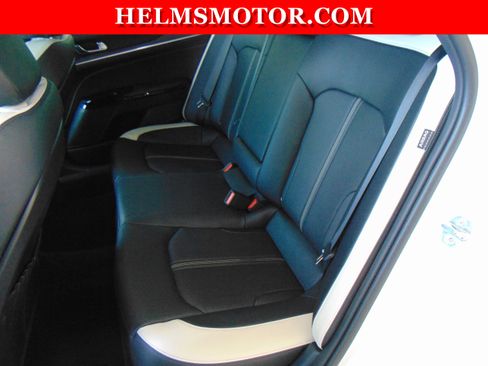 Used 2025 Kia K5 GT-Line w/ GT-Line Premium Package image 27