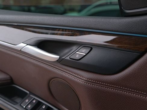 Used 2017 BMW X5 xDrive35i image 11