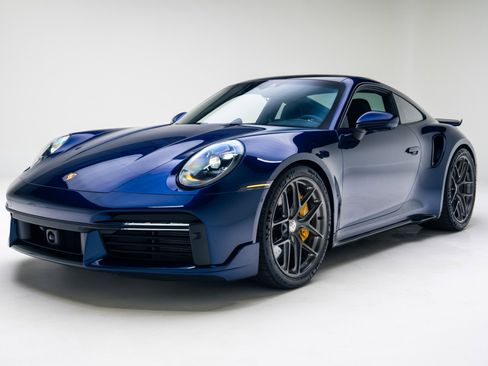 Used 2022 Porsche 911 Turbo S image 7
