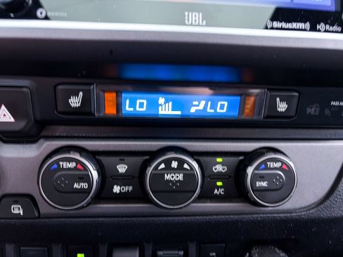 Used 2021 Toyota Tacoma TRD Sport w/ TRD Premium Sport Package AWD/4WD image 28