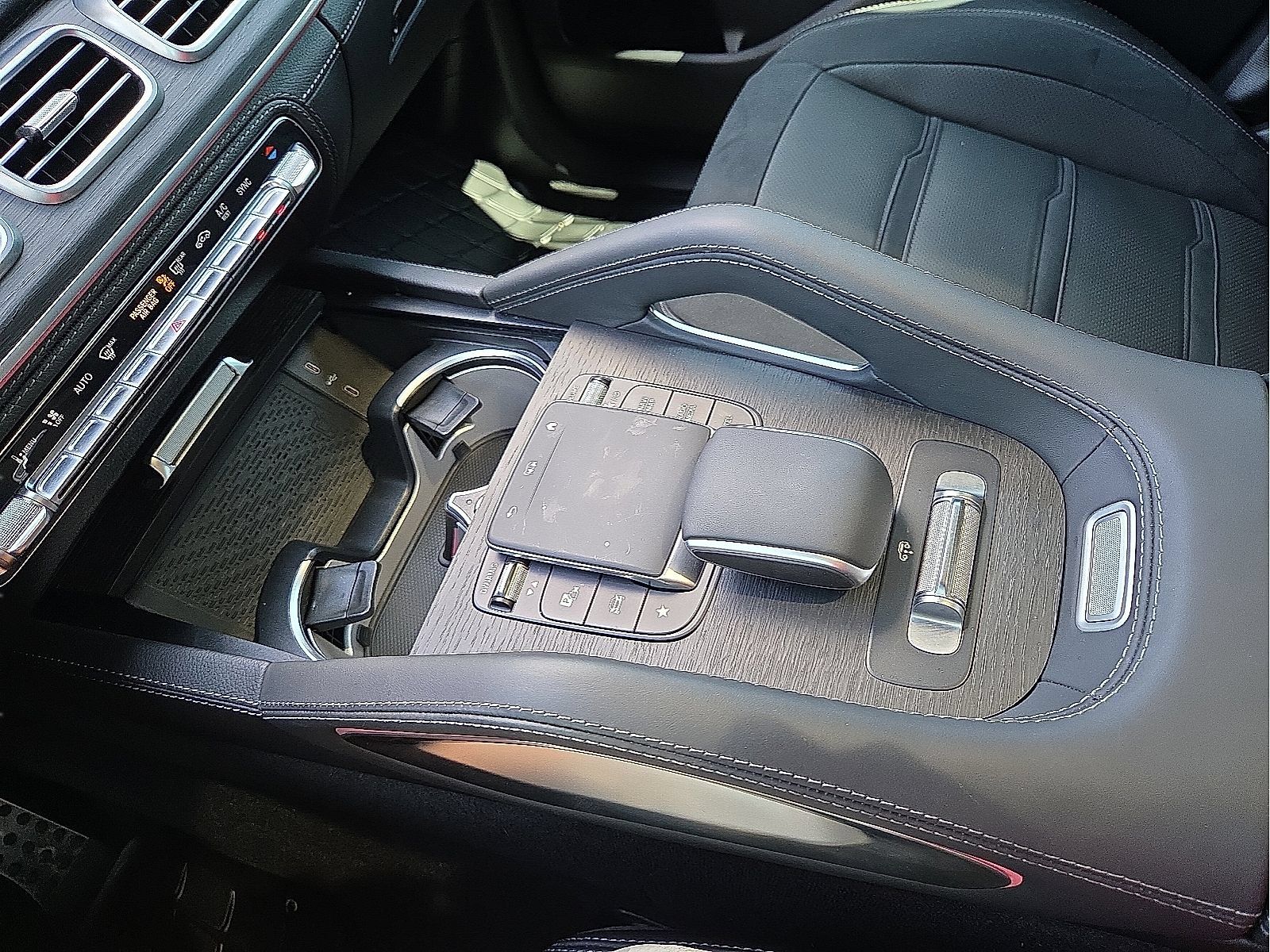 Used 2024 Mercedes-Benz GLE 53 AMG 4MATIC Coupe image 25