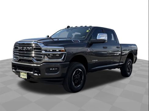 Used 2025 RAM 2500 Laramie AWD/4WD image 1