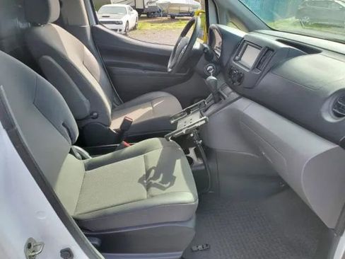Used 2020 Nissan NV200 SV image 8
