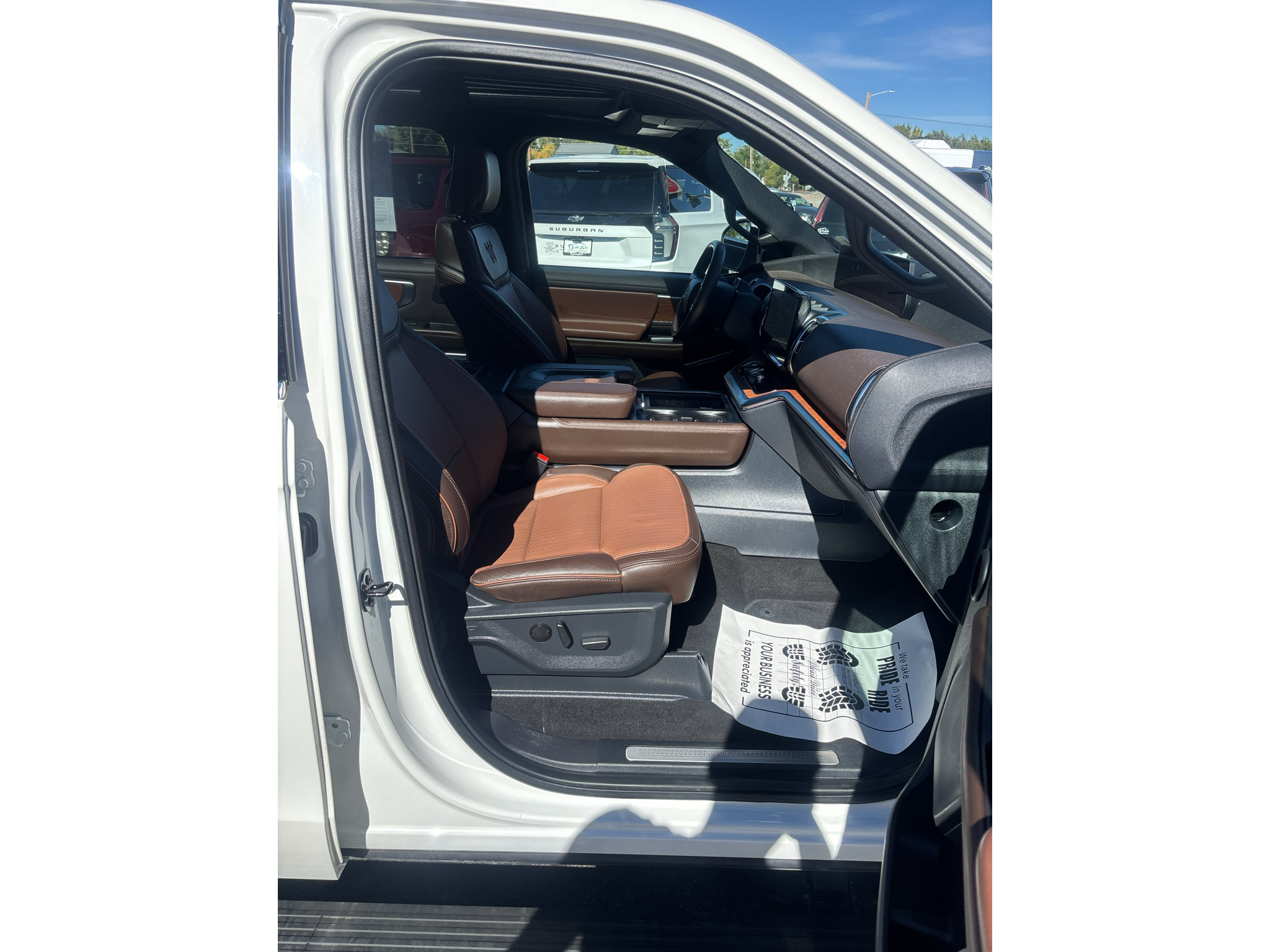Used 2025 Ford Expedition Max King Ranch AWD/4WD image 16