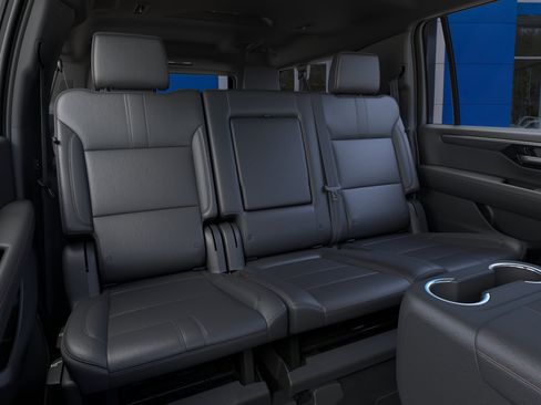 New 2026 Chevrolet Suburban RST w/ Sun And Tow Package AWD/4WD image 17