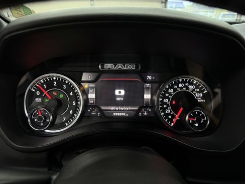 Used 2022 RAM 1500 Big Horn AWD/4WD image 15