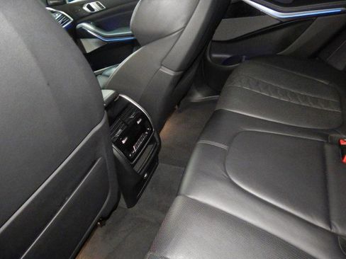 Used 2020 BMW X5 M w/ Executive Package image 21