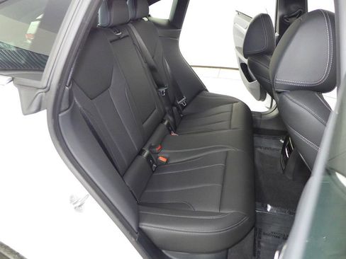 Used 2024 BMW i4 eDrive35 w/ Convenience Package image 20