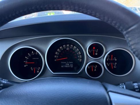 Used 2014 Toyota Sequoia Limited image 19