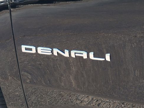 New 2026 GMC Yukon Denali w/ Sun & Power Step Package AWD/4WD image 12